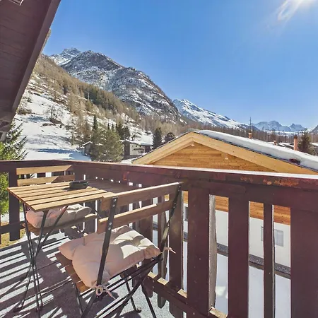 Near Zermatt With Stunning Views *