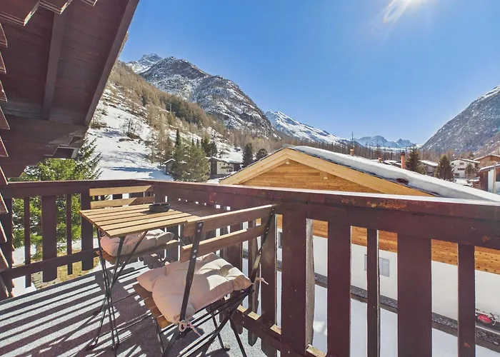 Near Zermatt With Stunning Views *